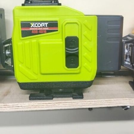 Lazer səviyyə ölçən "Xcort"