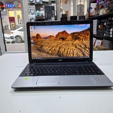 Acer Aspire E1