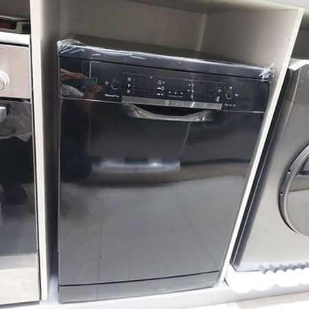 Qabyuyan maşın "Bosch SMS46NB01V"