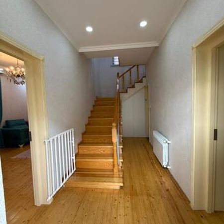 Həyət evi, Əsəd Həsənov küç. – Villalar, bağ evləri – ucuztap.az