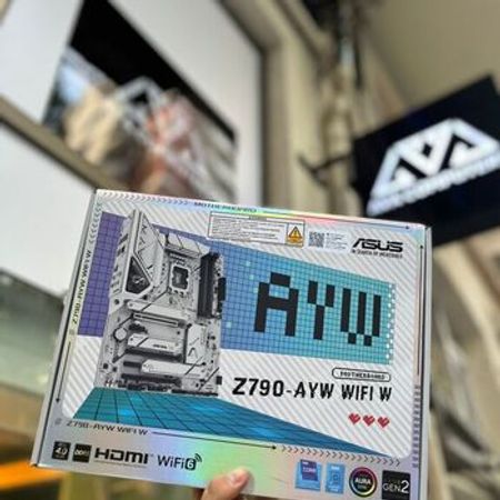 Ana Plata "ASUS Z790-AYW Wi-Fi W Motherboard"