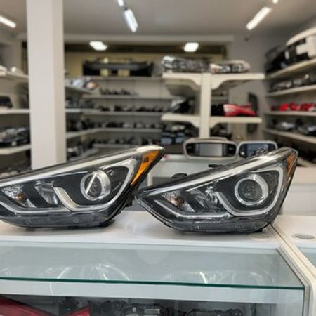 Hyundai Santa fe 2016-2017 ön farası – Ehtiyat hissələri – ucuztap.az