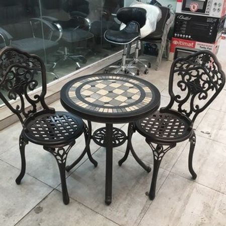 Masa və oturacaqlar