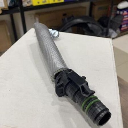 "Chevrolet Cruze" turbo borusu