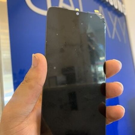 "Xiaomi Redmi Note 7" ekranı