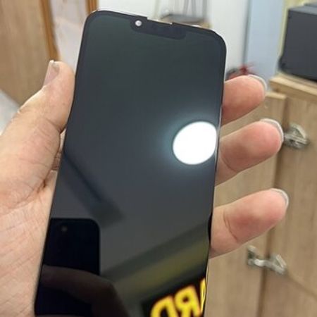 Apple iPhone 13 Pro ekranı