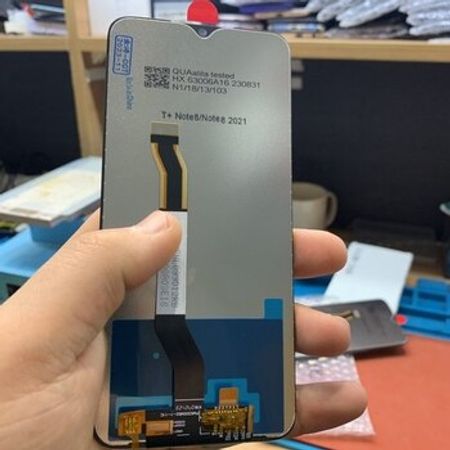 "Xiaomi Redmi 9" ekranı