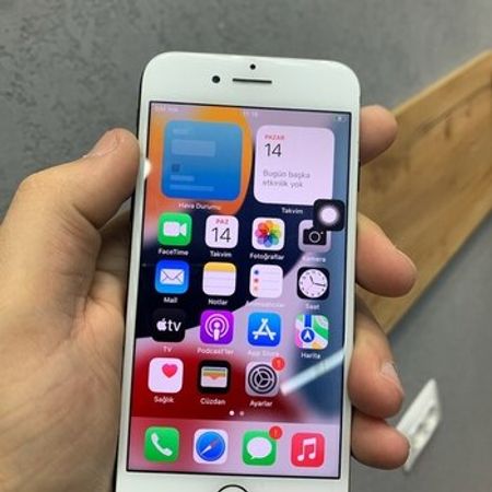 "Apple iPhone 7" ekranı