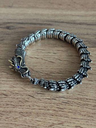 Dragon titanium fidget braslet