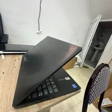 Noutbuk Lenovo