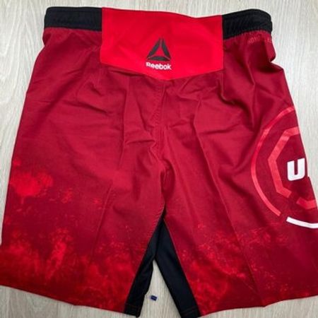 Qaydasiz döyüş şortiki "UFC-Reebok"