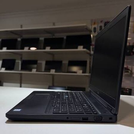 Dell Latitude 5590