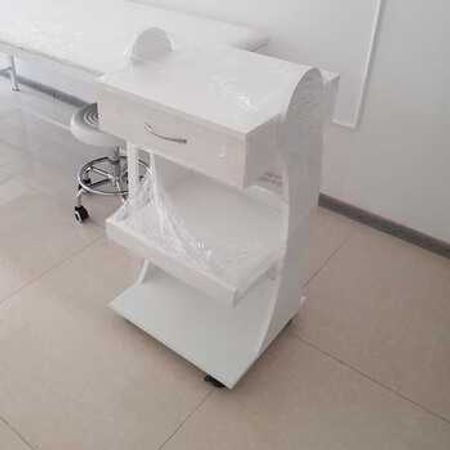 Masaj aparatı üçün dolab