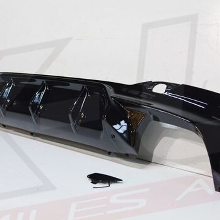 "BMW G30 F90 M5"  sport difuzer