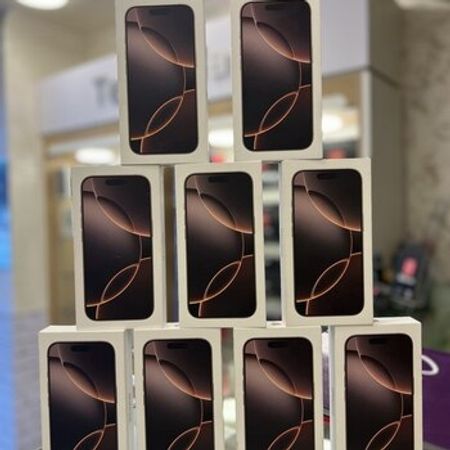 Apple iPhone 16 Pro Desert Titanium 256GB/8GB