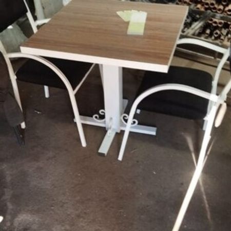 Masa və oturacaqlar