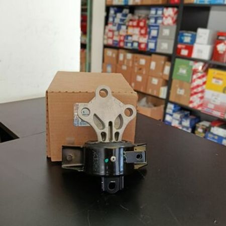 "Chevrolet Aveo T300 2018L" sürətlər qutusu yastığı