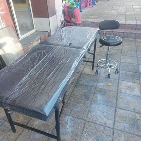 Tibbi çarpayı və oturacaq