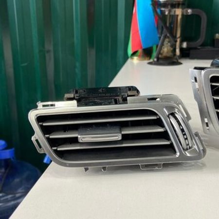 Mercedes W212 ön panel hava yeri