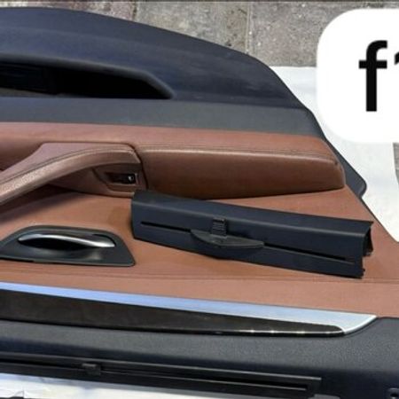 "BMW F10" arxa qapı pərdəli üzlükləri