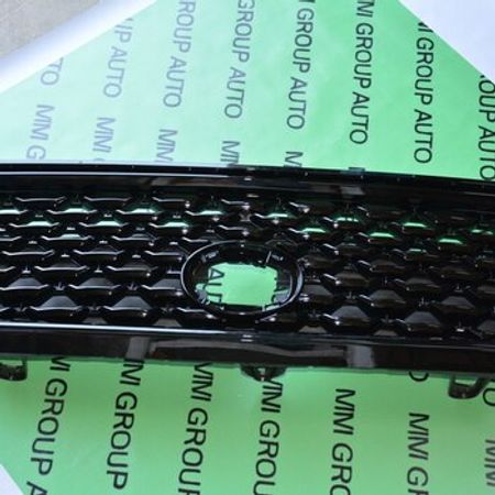 Toyota Corolla Cross 2022-2024 radiator barmaqlığı – Ehtiyat hissələri – ucuztap.az