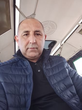 Fehlə işi axtarıram