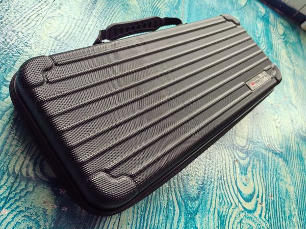 Hardşell Sərt qabıqlı klaviatura çantası