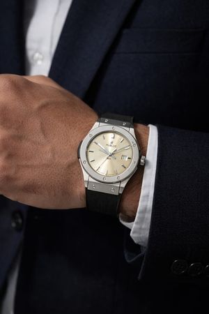 Hublot qol saatı