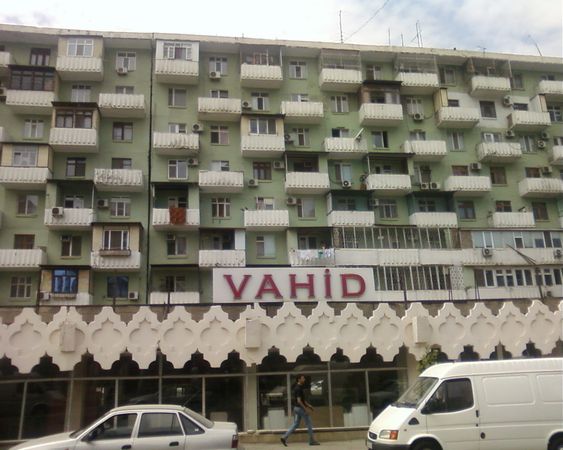 3-otaqlı Köhnə tikili, m.X.Dostluqu Q.Qarayev, 80 m²