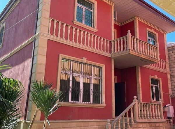 Həyət evi, 130 m²