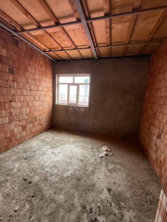 4-otaqlı Yeni tikili, Xırdalan ş, Bakı-Sumqayıt yolunun üzəri, 131 m²