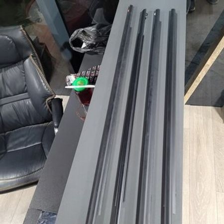 Toyota Prius 2009-2015 qapı rezinləri – Ehtiyat hissələri – ucuztap.az