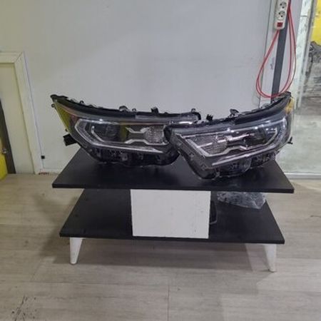 “Toyota Rav 4 2018” LED farası – Ehtiyat hissələri – ucuztap.az
