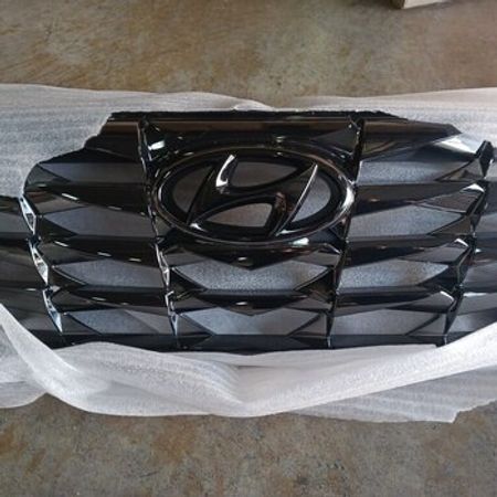Hyundai Tucson 2021-2023 radiator barmaqlığı – Ehtiyat hissələri – ucuztap.az