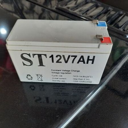 Uşaq avtomobili üçün akkumulyator