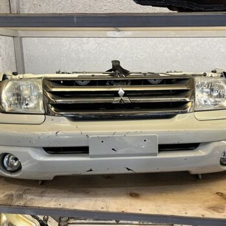 Mitsubishi Pajero io 2004 buferi – Ehtiyat hissələri – ucuztap.az