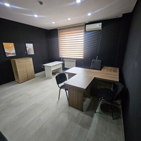 Ofis icarəyə verilir, Məmməd Araz küç.43