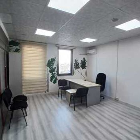 Ofis icarəyə verilir, Tbilisi pr.