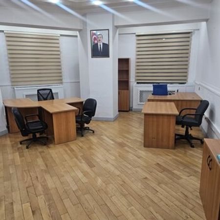 Ofis icarəyə verilir, Nizami m.