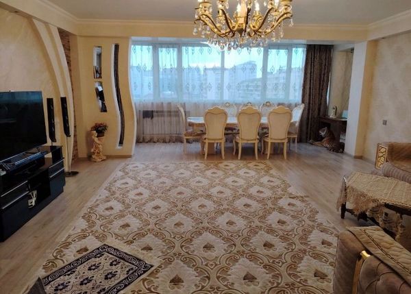 3-Otaqlı Köhnə tikili, Zahid Xəlilov küç., 119 m² – Satılır – ucuztap.az
