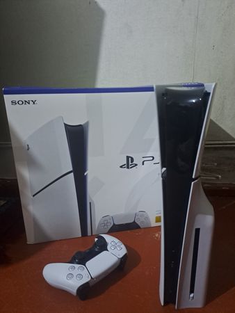 Ps 5 Sli̇m 1tb Yaddaş