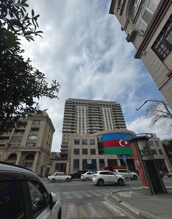 3-otaqlı Yeni tikili, İzmir küç., 166 m²