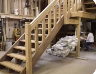 Taxta Pilləkənlərin Yıgılması