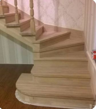 Taxta Pilləkənlərin Yıgılması