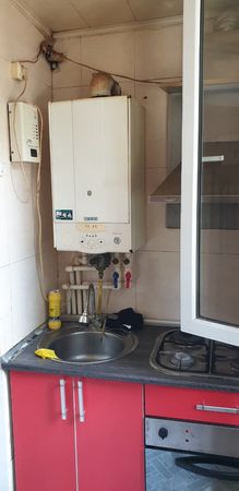 3 otaqlı köhnə tikili kirayə verilir, 65 m², Azadlıq pr., Bakı