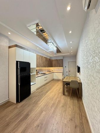 2 otaqlı yeni tikili, 135 m², Təbriz küç., Bakı