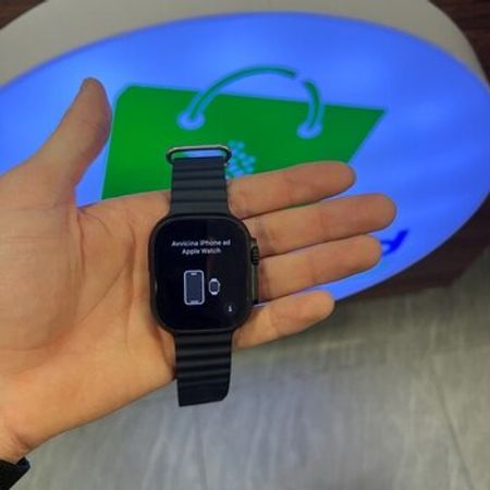 Apple Watch Ultra 2 Titanium