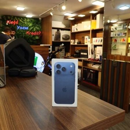 Apple iPhone 17 Pro Max Deep Blue 256GB/12GB