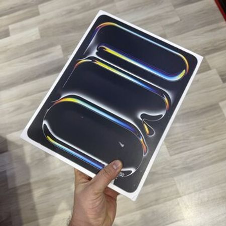 Apple iPad Pro 13-inch 1TB WiFi+Cellular 5G M5 chip