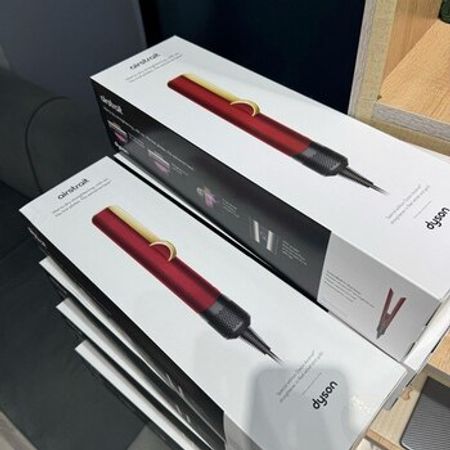 "Dyson Airstrait Red Velvet" feni